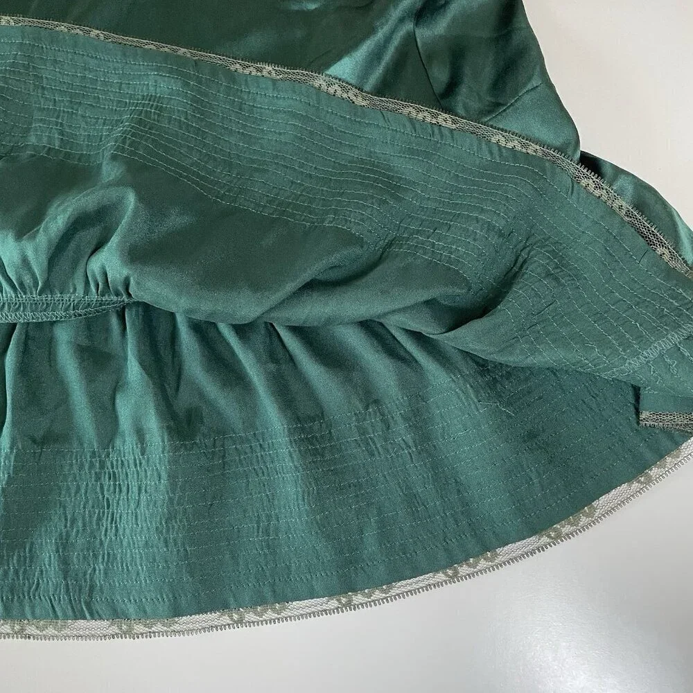 Y2K Marciano Forest Green 100% Silk Skirt Size 10 Party Holiday Work Office NWOT